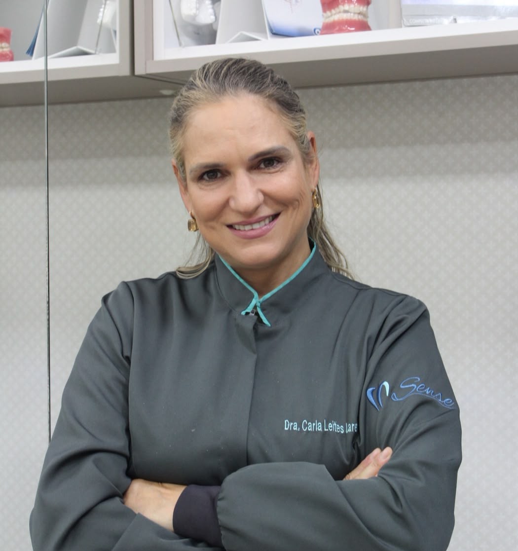 Dra. Carla Larentis